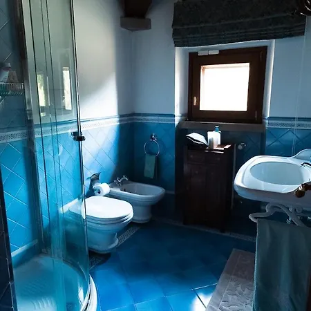 Elegant In-villa House With Pool And Garden Hébergement de vacances